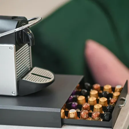 Sealand In Infinity Pool Resort-parking Mamaia