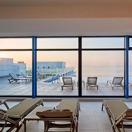 Sealand In Infinity Pool Resort-parking Mamaia