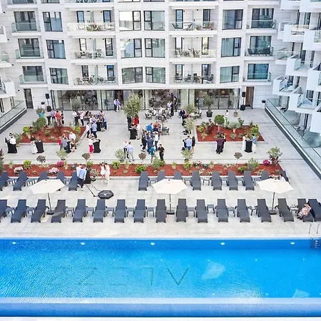 Апартаменты Sealand In Infinity Pool Resort-parking Мамая